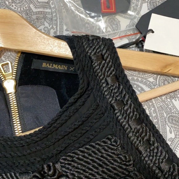 *SOLD* Authentic Balmain x H&M velvet rope mini dress - Picture 5 of 8